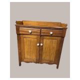 19TH CENT. NEW ENGLAND JELLY CUPBOARD