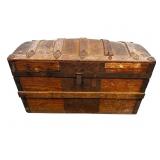 SMALL DOME TOP TRUNK