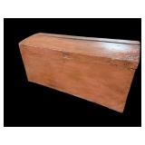ANTIQUE DOVETAILED CAPTAINS BLANKET BOX