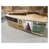 7.5 FT. DONNER FIR CHRISTMAS TREE IN THE BOX
