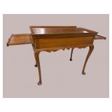 BLACK WALNUT CUSTOM MADE QUEEN ANNE TEA TABLE