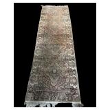 10FT 4IN X 3FT 2IN SILK RUNNER