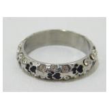 Silver Tone Pet Ring - 3.34 grams Total Weight,