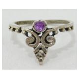 Sterling Silver Ring - 1.41 grams Total Weight,