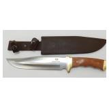 Mossy Oak Bowie Knife with Sheath - Excellent