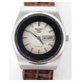 Vintage Seiko 5 Square Automatic Mid-Size Watch