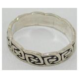 Vintage Sterling Silver Embossed Band/Ring - Size