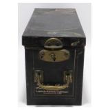 * Landing Antique Bank Box - Metal