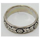 Vintage Sterling Silver Floral Band/Ring - Size 8,