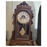 Vtg Wooden Mantle Clock