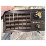 Admiral Vtg Table Radio Model 5R32