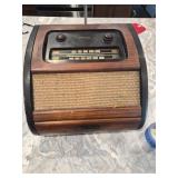 Philco Model 46-1201 Vtg Radio Phonograph