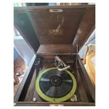 Victrola VV 100 Floor Model Phonograph