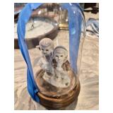 Vtg Two Friends Music Box Glass Dome