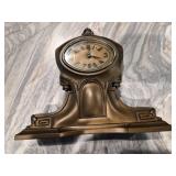 Lux Clock Mfg Co Mantel Clock