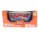 Racing Champions 1994 NASCAR Die-Cast Replica Pit