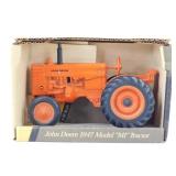 John Deere 1947 Model MI Tractor Toy - 1:16