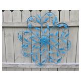 * Metal Wall Dï¿½cor - Used as Outdoor Dï¿½cor, Some
