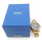 Seiko Solar V158-0AS0 Gold Tone Menï¿½s Watch with