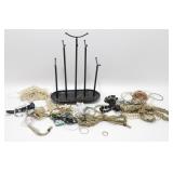 Group of Mixed Vintage/Modern jewelry w/ Metal