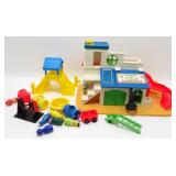 * Fisher-Price Sesame Street Clubhouse with