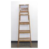 ** 5 Foot Derby Wooden Ladder