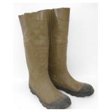 Insulated Steel Shank Size 10 Rubber Boots -