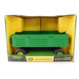 Ertl Die Cast John Deere Wagon