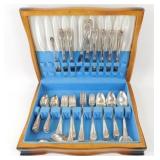 * Nice Wm Rogers Plated Silver Set