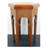 * Small Hexagonal Table/Plant Stand