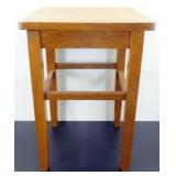 * Small Square Table/Plant Stand * Small Square Table/Plant Stand
