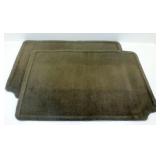 * Car Floor Mats 28" x 18.75" - Clean