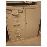 Cole Steel vintage 3 drawer file with build in