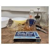 Kitchen Lot - Pyrex Bowl, Federal Glass white mix