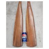 71.5" Wood rowing oars.  Vintage.   Look at the