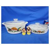 2 Merry Mushroom casserole dishes and Merry