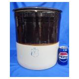 6 Gallon crock with Lid. Nelson McCoy Sanitary