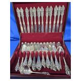 75 pc Flatware set with bo 12 each Knives , forks
