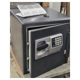 Sentry Safe - Sentry Electronic Safe with keys