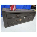 Kennedy 2 drawer toolbox measures 22