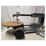 Delta  16" 2  speed scroll saw look at pictures