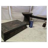 Cast Iron Howe Scale Co. Counter Platform Scale ,