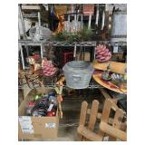 Christmas decorations: Oversized Christmas ornamen