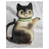 1972 Cat Teapot , Ceramic,  made in Japan , good