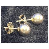 Tiffany & Co 14 K gold round stud earrings with