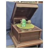 Columbia Grafonola , Mahogany case , Victrola,