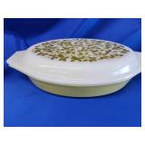 Pyrex Verde Olive 1.5 Quart Divided casserole
