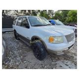 2004 FORD EXPEDITION Tow# 8953358