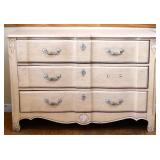 Vintage Stanley French 3 drawer dresser see photos