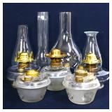 Lot of clear oil lamps